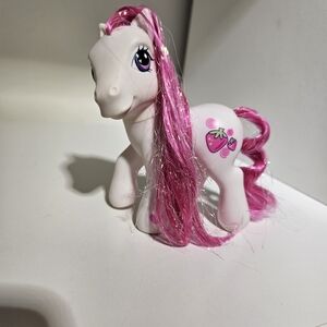 MY LITTLE PONY G3 STRAWBERRY SWIRL MLP HASBRO
